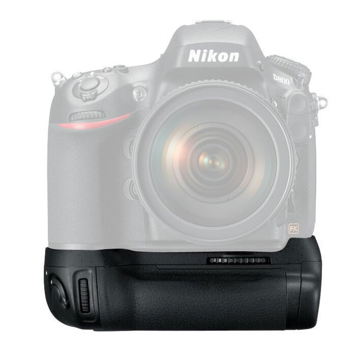 NIKON EMPUÑADURA MB-D12 P/D800/D810 2ª mano