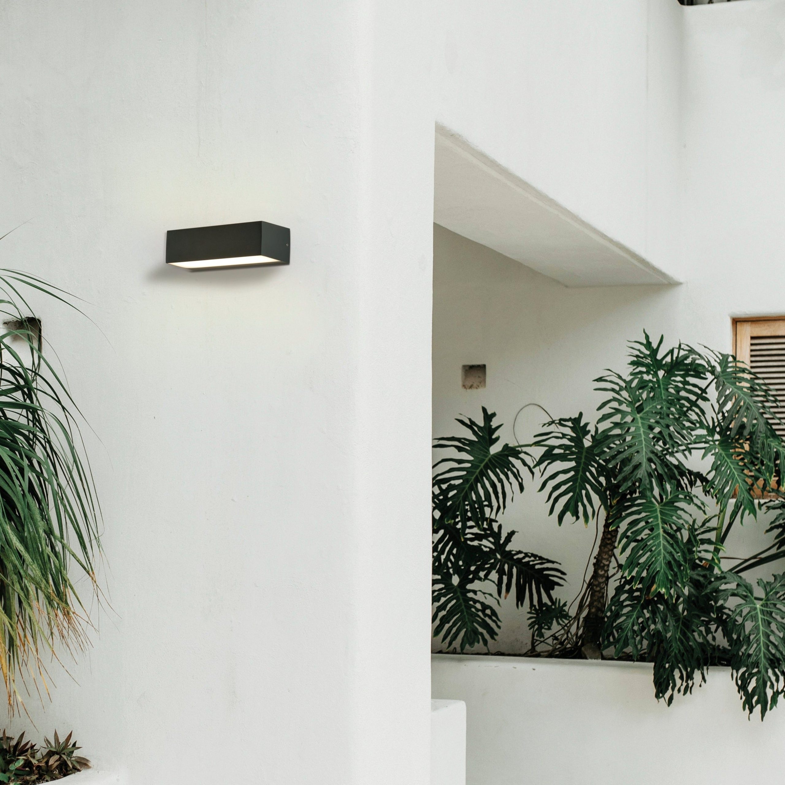 ACB Draco Aplique 16/2070 Antracita Texturado, LED 2x5W 3000K 715lm, CRI80 IP65 A2070000GR