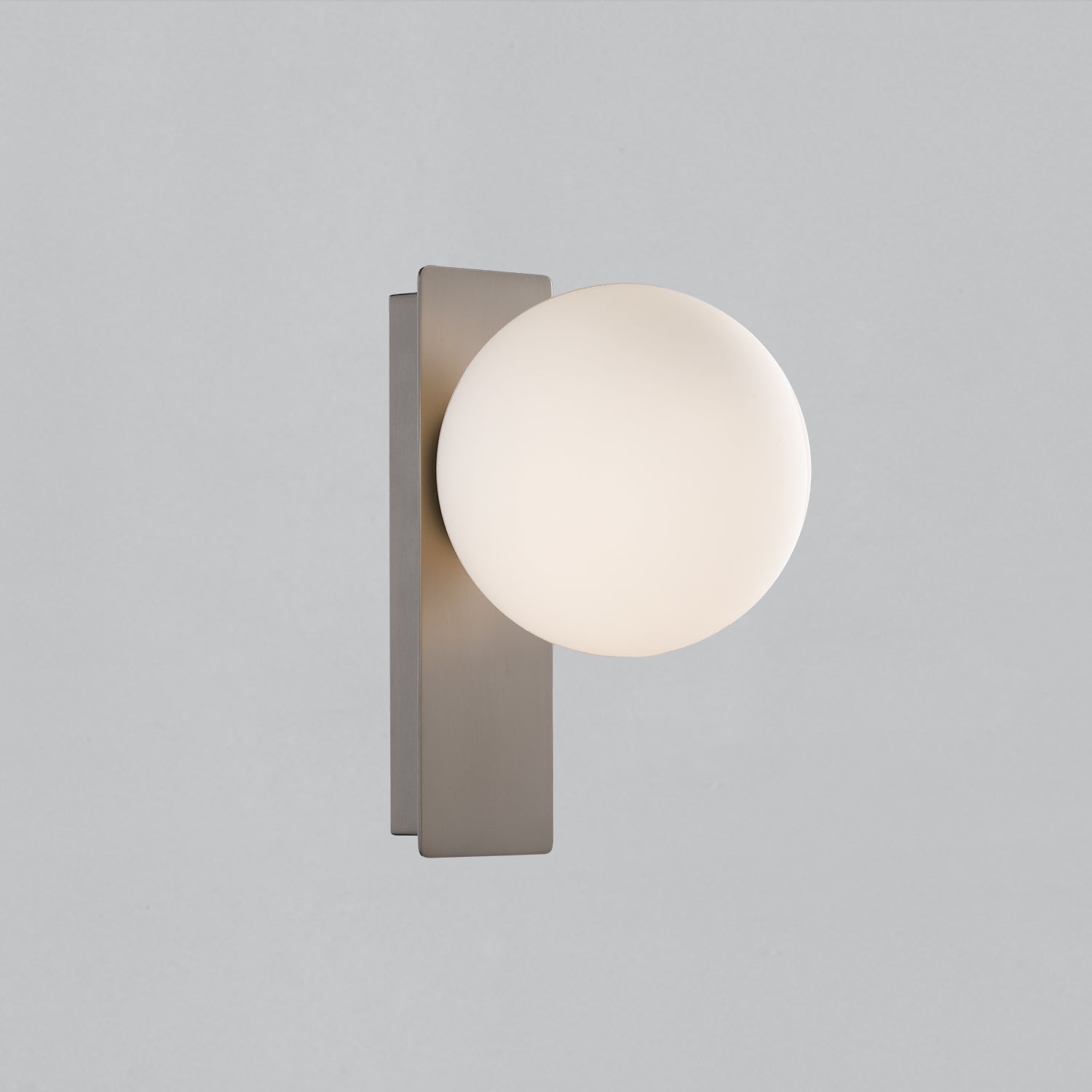 ACB Kin Aplique 16/8169 Niquel Mate/Opal, LED 8W 2700K 370lm, CRI90 , LED integrado A8169191NM